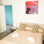 Rael * تْشيفالو