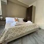 Rael Апартаменты *
