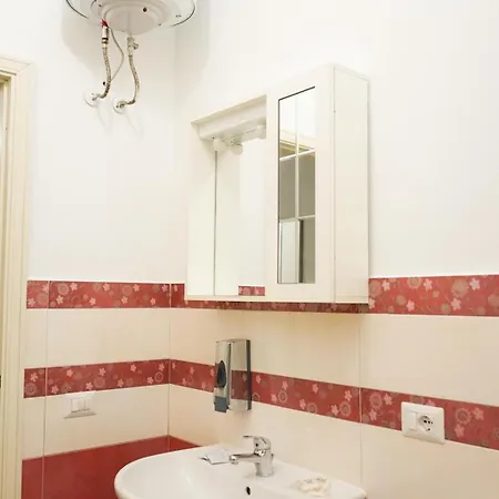 Rael Apartment